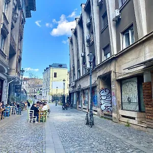 Modern Old Town Central , Bucarest Romania